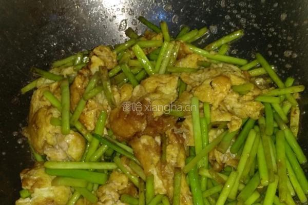 蒜苔炒鸡蛋