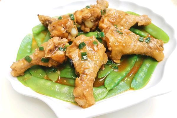 鸡翅根烧荷兰豆的做法图解13