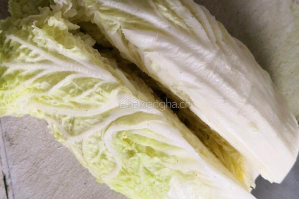 凉拌白菜心的做法图解1