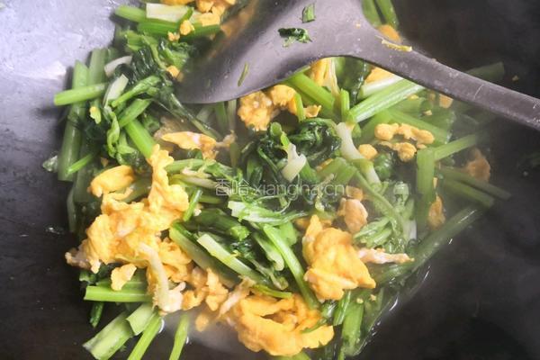 菠菜炒鸡蛋的做法图解5