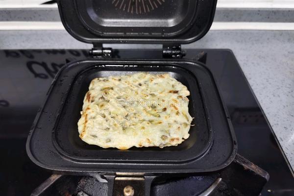 洋槐花软饼的做法图解8