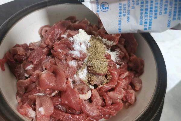 蒜苔炒牛肉的做法图解3