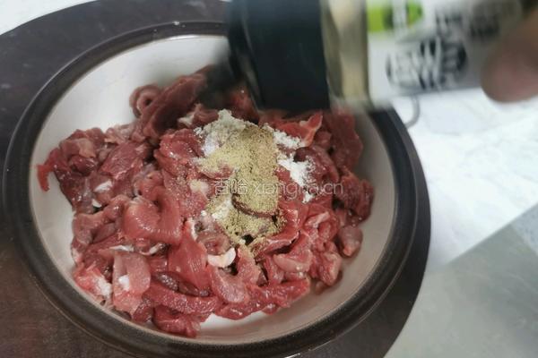 蒜苔炒牛肉的做法图解4