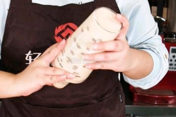 黑糖珍珠鲜奶茶的做法图解5