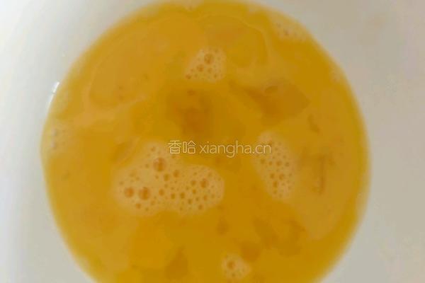 腊肠炒青椒的做法图解4