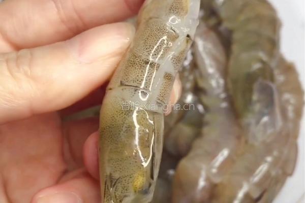 【家常油焖大虾】湖北传统名菜的做法图解3