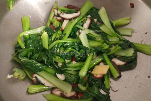 香菇炒油菜的做法图解6
