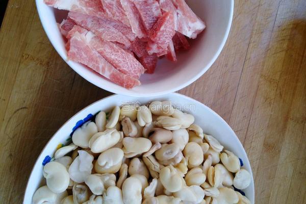 肉炒大豆瓣的做法图解1