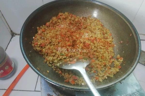 香肠黄金鸡肉炒饭的做法图解14