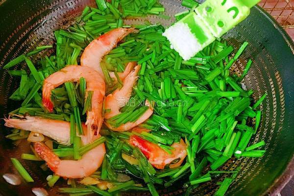 春韭炒虾的做法图解13