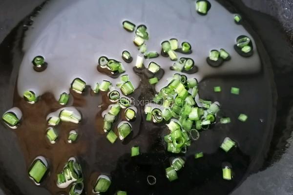 葱油蚕豆的做法图解4