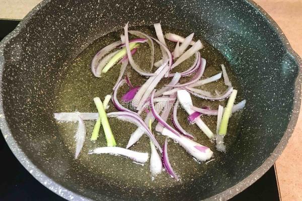 葱油蚕豆的做法图解3