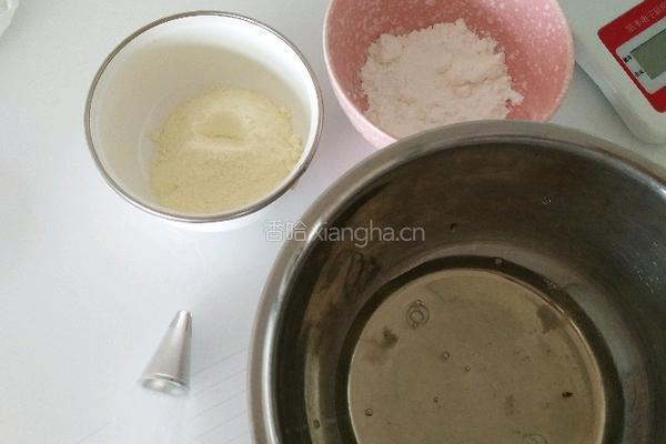 蛋清溶豆的做法图解1