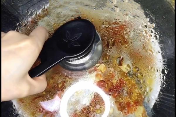 【剁椒鱼头】今天来一道湘菜的做法图解6