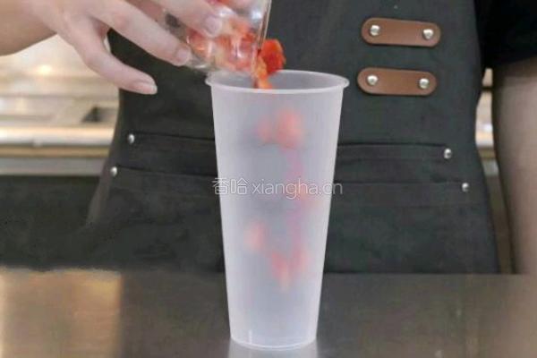 喜茶同款｜莓莓芒果甘露的做法图解4