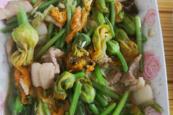 南瓜花炒黑猪肉的做法图解5