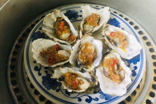 蒜蓉辣酱蒸生蚝的做法图解5