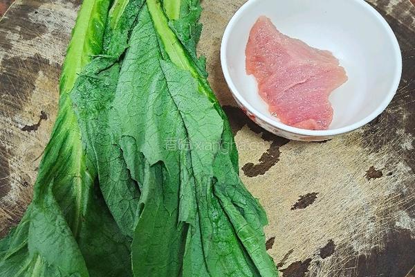 瘦肉麦菜汤的做法图解1