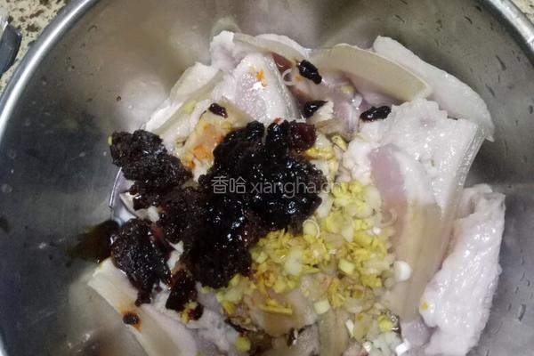 红薯粉蒸肉的做法图解5