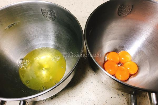 纸杯蛋糕 8寸戚风蛋糕量的做法图解2