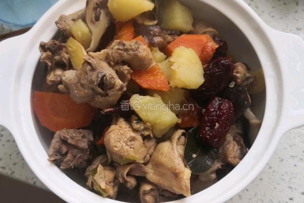 土豆蘑菇胡萝卜炖鸡的做法图解13