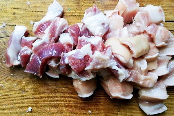 蜜汁红烧肉的做法图解1