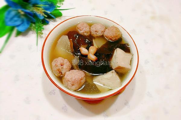 海带豆腐白萝卜肉丸汤的做法图解1