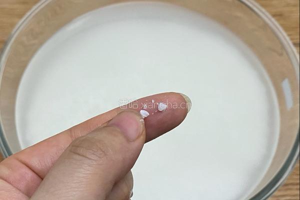李子柒同款玫瑰米酒做法，味道不要太好喝啊的做法图解1