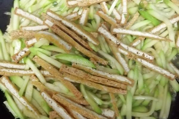 西葫芦炒豆丝的做法图解6