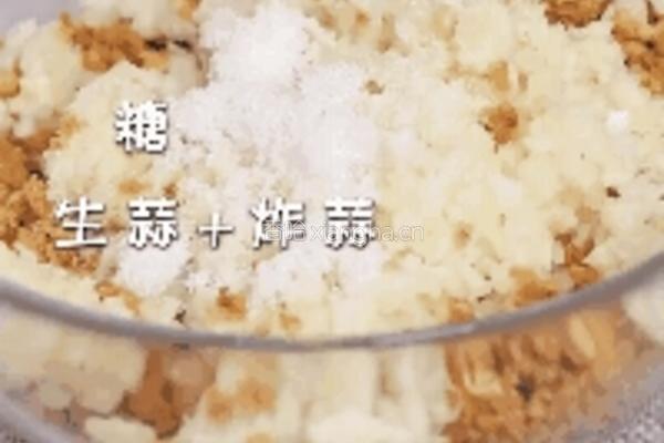 不用剥壳的蒜蓉粉丝虾 一口吃掉才过瘾的做法图解4