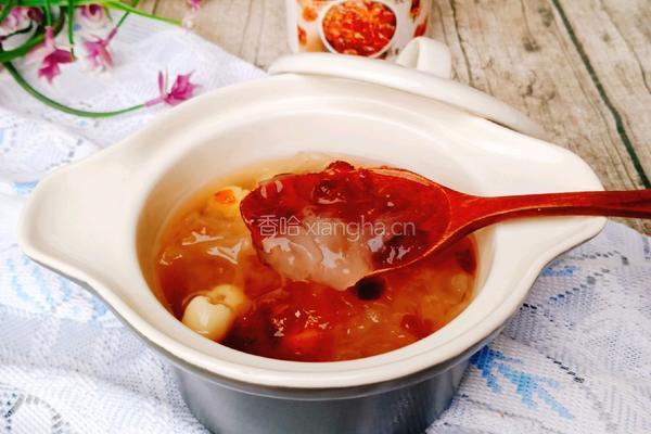 桃胶莲子银耳羹（美容养颜)的做法图解13