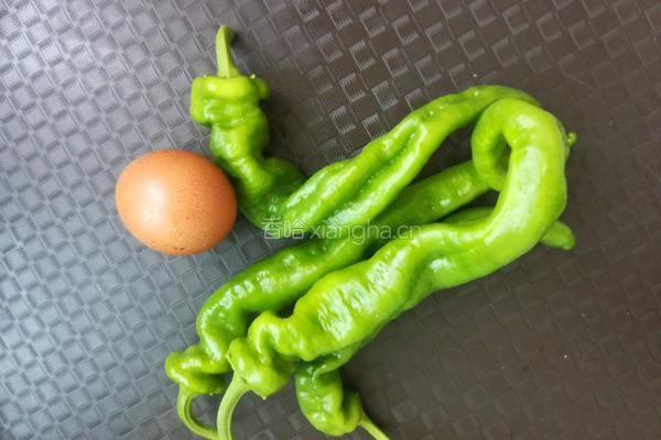 辣椒炒鸡蛋的做法图解1