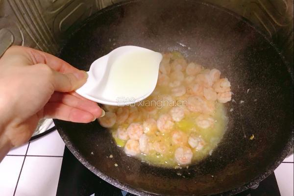 葱爆虾仁的做法图解10
