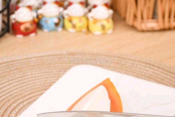 美容养颜甜品木瓜椰奶冻4步就能搞定的做法图解4