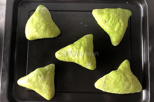 抹茶咸蛋黄肉松面包的做法图解7