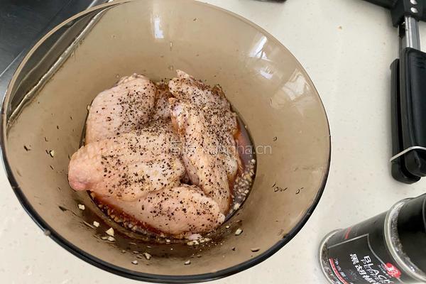 电饭煲蜜汁鸡翅的做法图解6