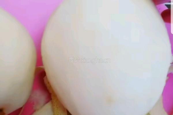 红酒雪梨的做法图解2