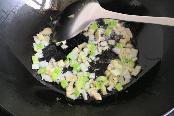 虾皮炖冬瓜的做法图解4