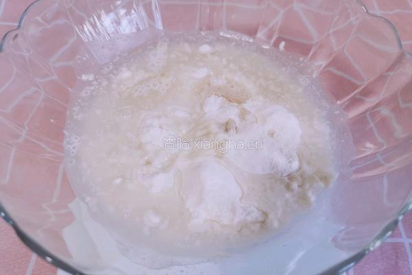 香蕉蜜豆披萨（自制披萨胚）的做法图解2