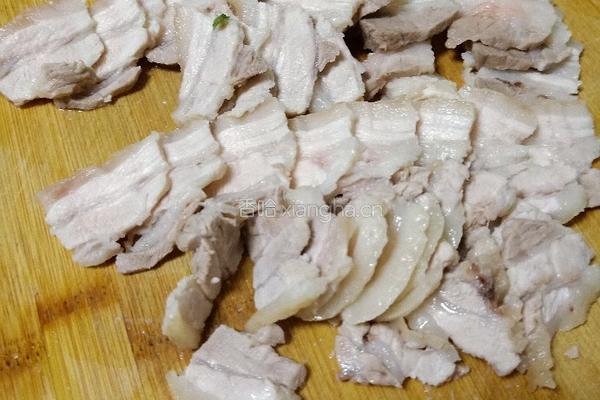 酸菜炖五花肉粉条的做法图解8