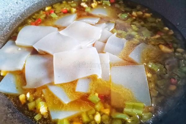 红烧魔芋豆腐的做法图解8