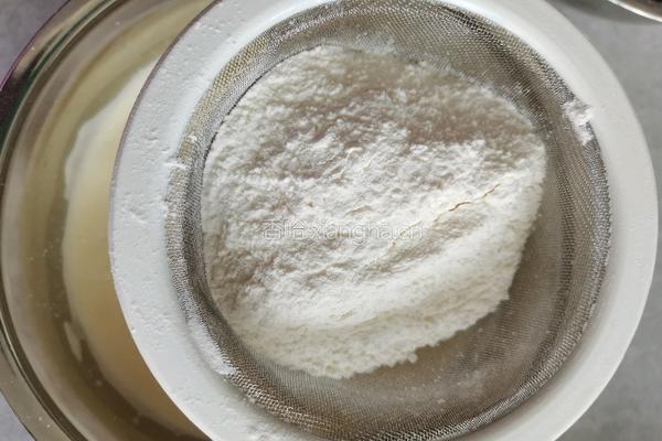 老少皆宜外皮酥脆的蜂蜜脆皮蛋糕的做法图解7