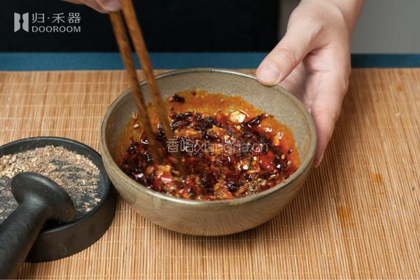 归禾小食堂|秘制蒜泥白肉,夏日份美味的做法图解7