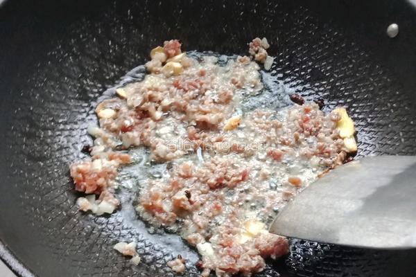 肉沫麻婆豆腐的做法图解3