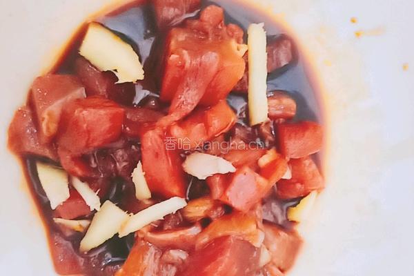 蒜毫土豆肉块的做法图解2