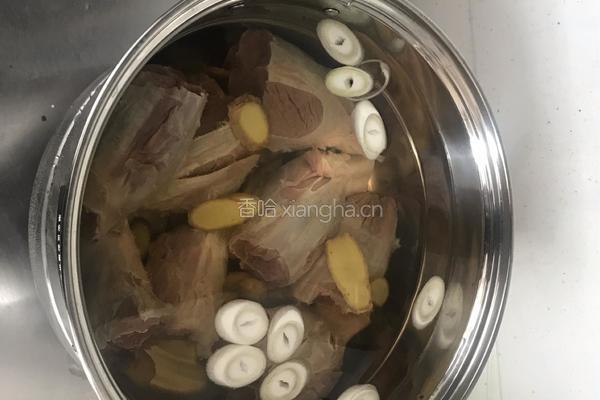卤牛肉的做法图解2