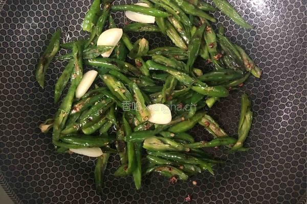 干煸茄子的做法图解9