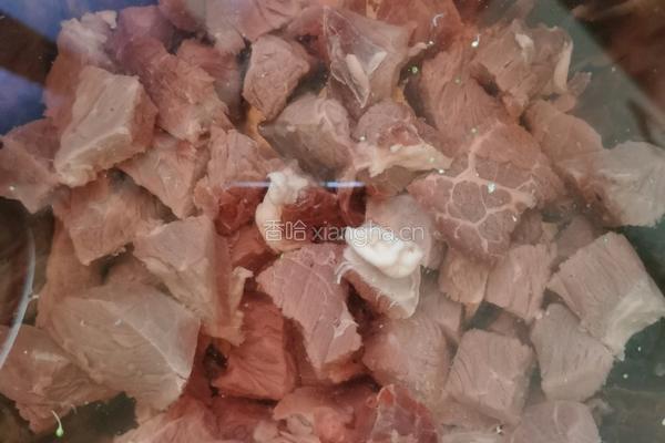 土豆西红柿炖牛肉的做法图解1