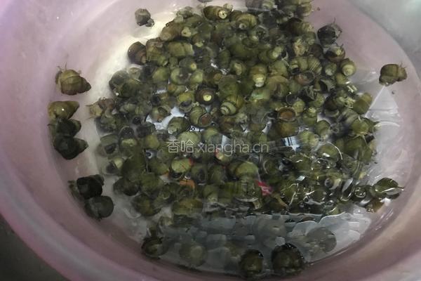 啤酒香辣螺丝的做法图解1
