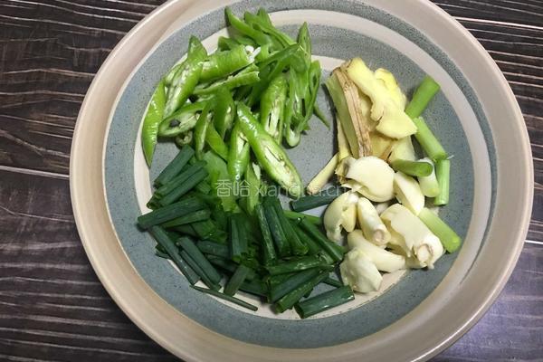 啤酒香辣螺丝的做法图解3
